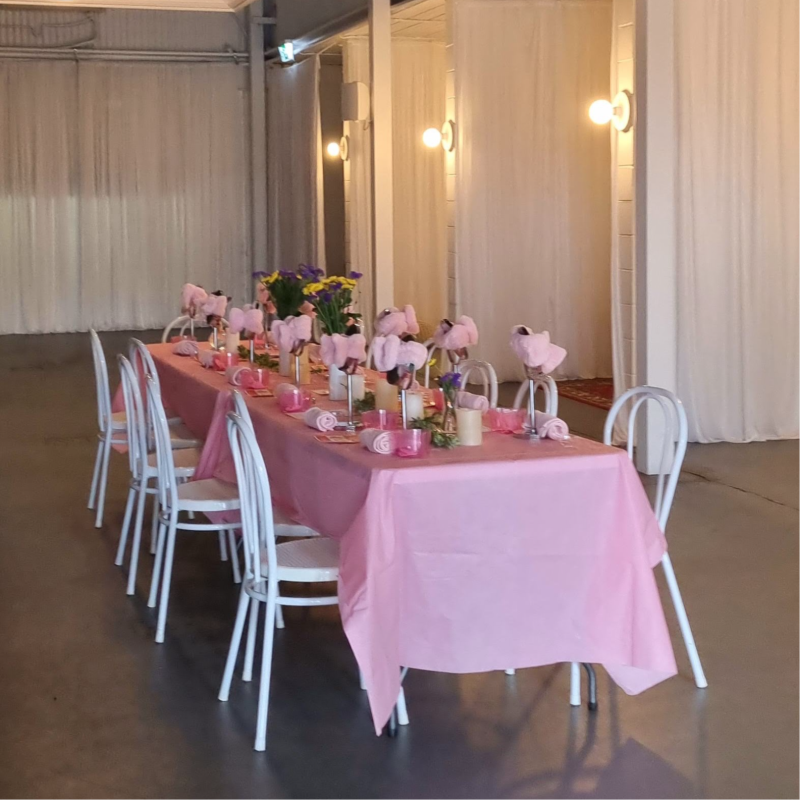 De Lux Mobile Pamper Party - Gallery Image 2
