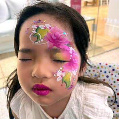 Elegant face painting - Gallery Image 1